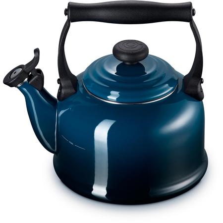 Le Creuset Traditional Kettle Nuit